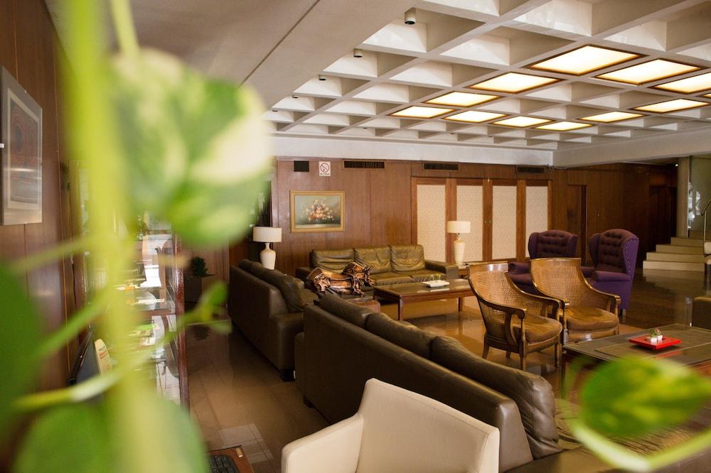 Julio Cesar Hotel Посадас Экстерьер фото